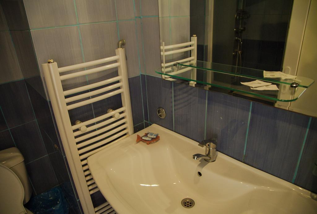 Hotel Vlasca Giurgiu الغرفة الصورة