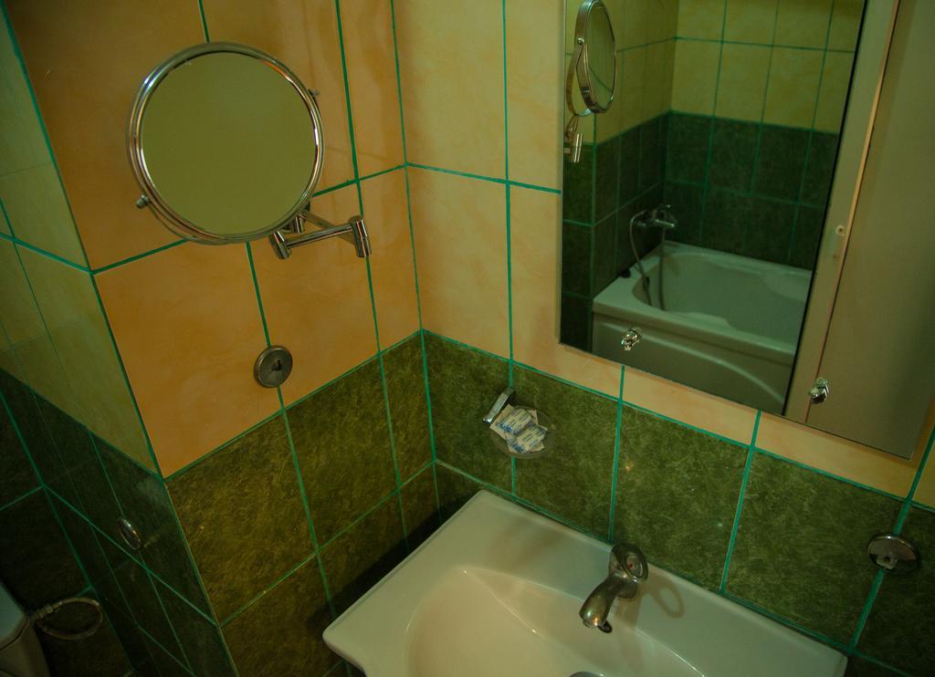 Hotel Vlasca Giurgiu الغرفة الصورة